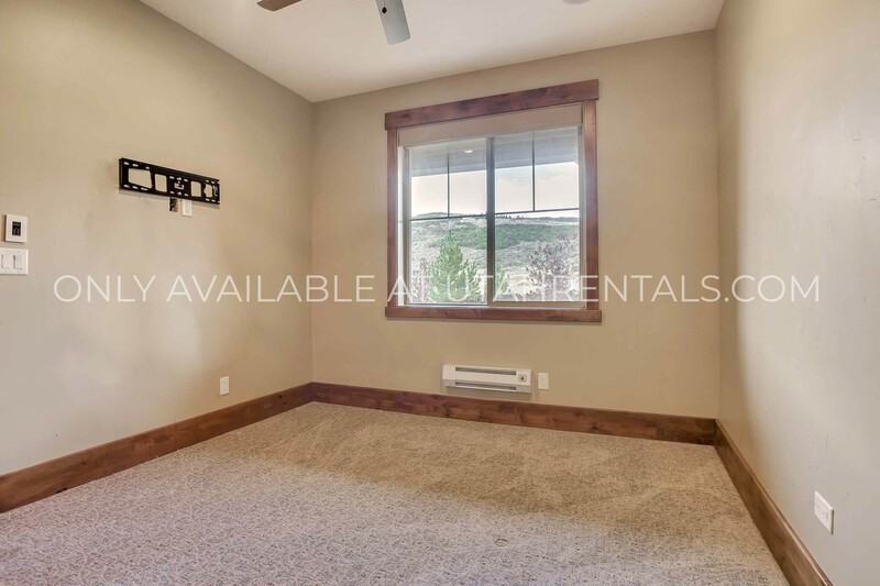 13412 N Alexis Dr - Photo 7 of 44