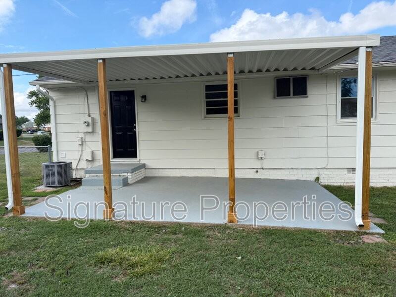 500 S Laburnum Ave - Photo 4 of 17