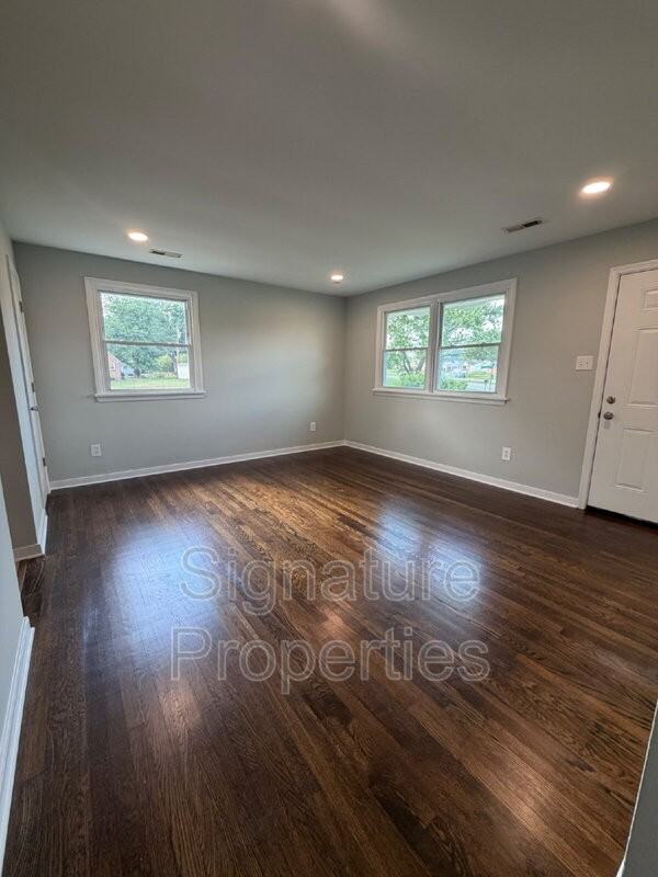 500 S Laburnum Ave - Photo 6 of 17