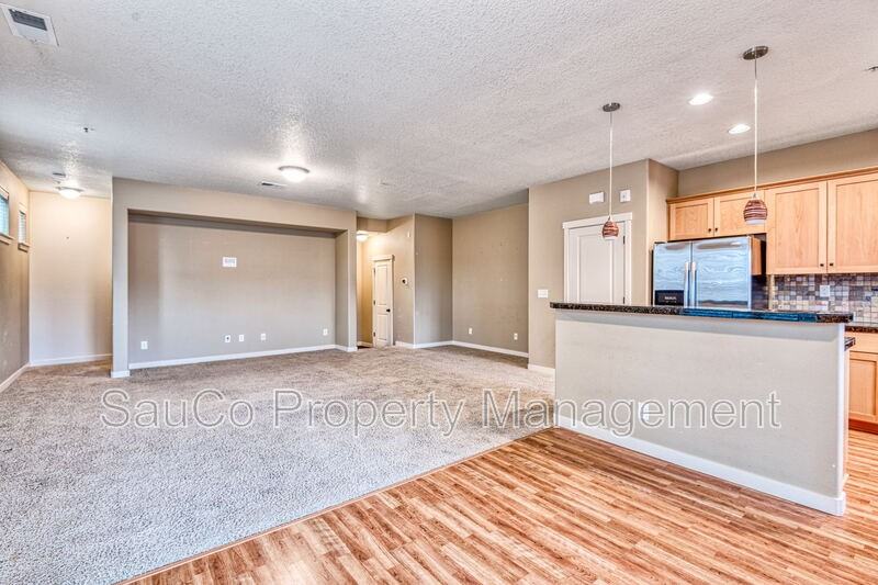 8712 Ne Delamere Way - Photo 6 of 21