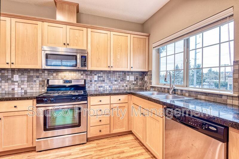 8712 Ne Delamere Way - Photo 7 of 21