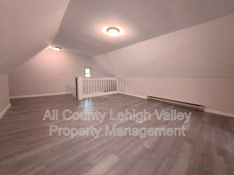 80 Hillside Ave - Photo 6 of 13