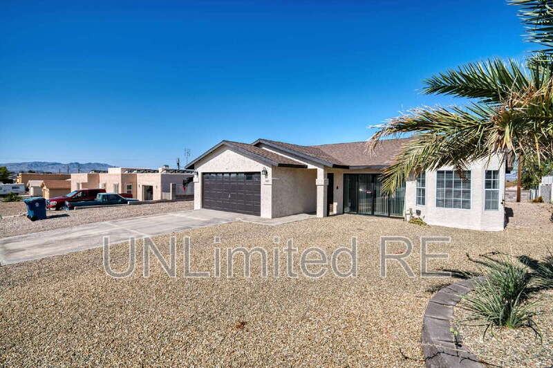 1435 Beefeater Dr - Photo 3 of 50