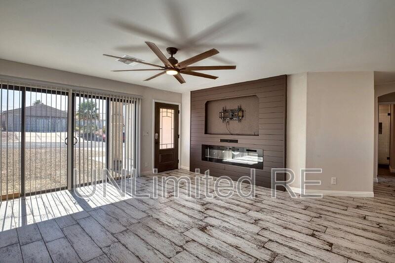 1435 Beefeater Dr - Photo 5 of 50