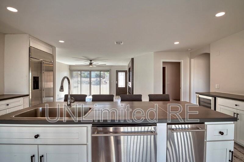 1435 Beefeater Dr - Photo 7 of 50