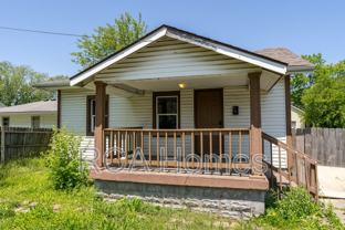 140 Villa Ave - Photo 1 of 1