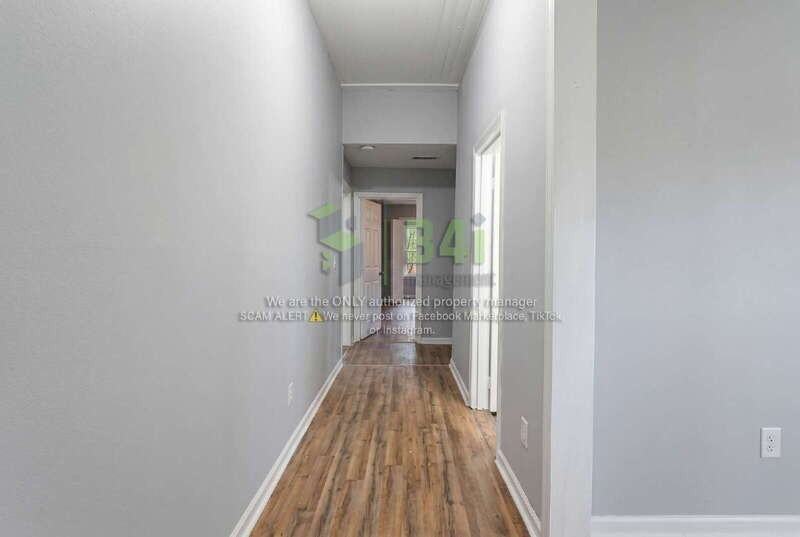 663 Williams St - Photo 6 of 15