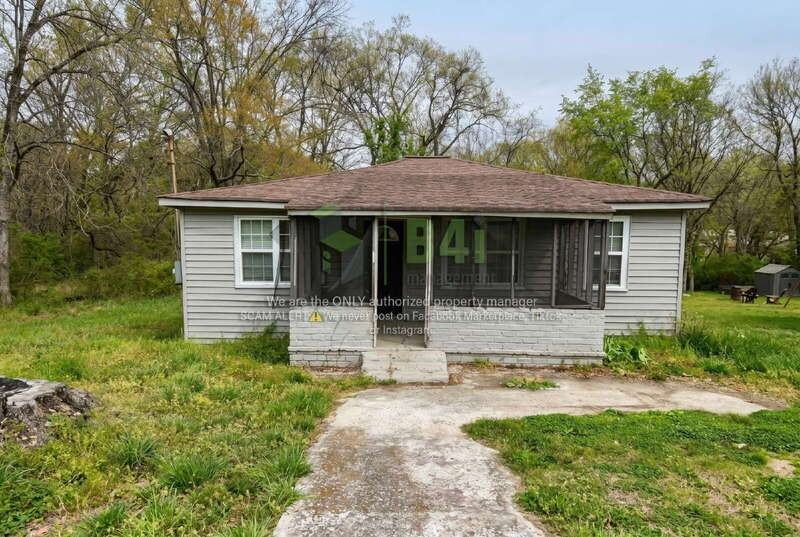 840 Martin Luther King Jr St - Photo 2 of 23
