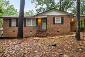 featured image of 4 Dean Dr