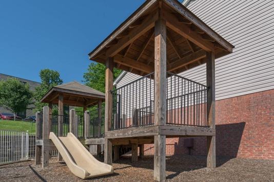 Hurd Real Estate 4 of 4