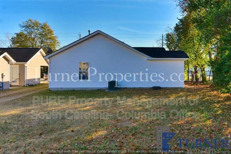 1726 Smith Dr - Photo 4 of 44