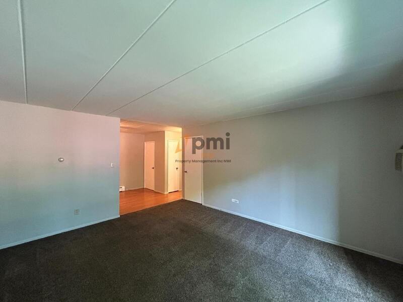 105 Harrington Ave #2 - Photo 4 of 12