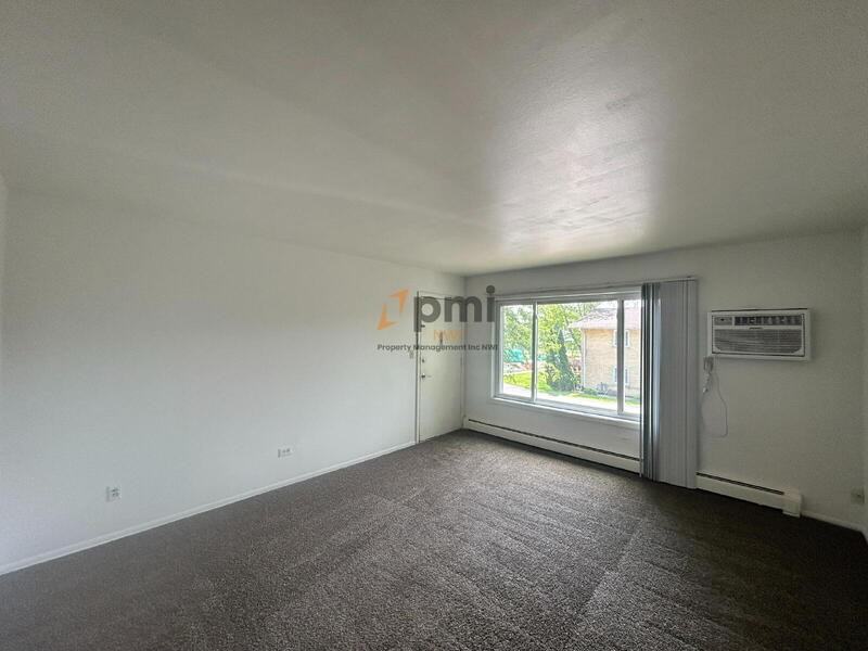 111 Harrington Ave #15 - Photo 3 of 11