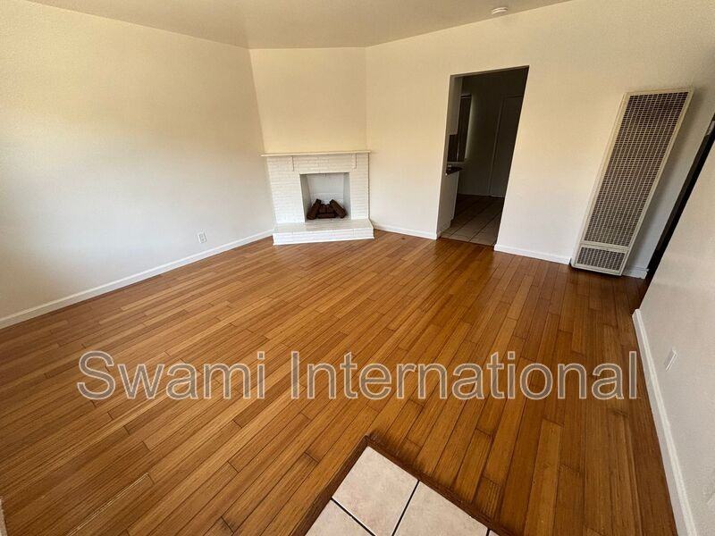 13233 Kornblum Ave - Photo 7 of 11