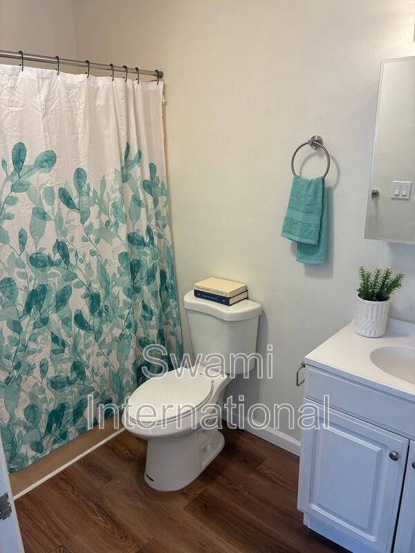 1709 Marine Ave #1 - Photo 4 of 21