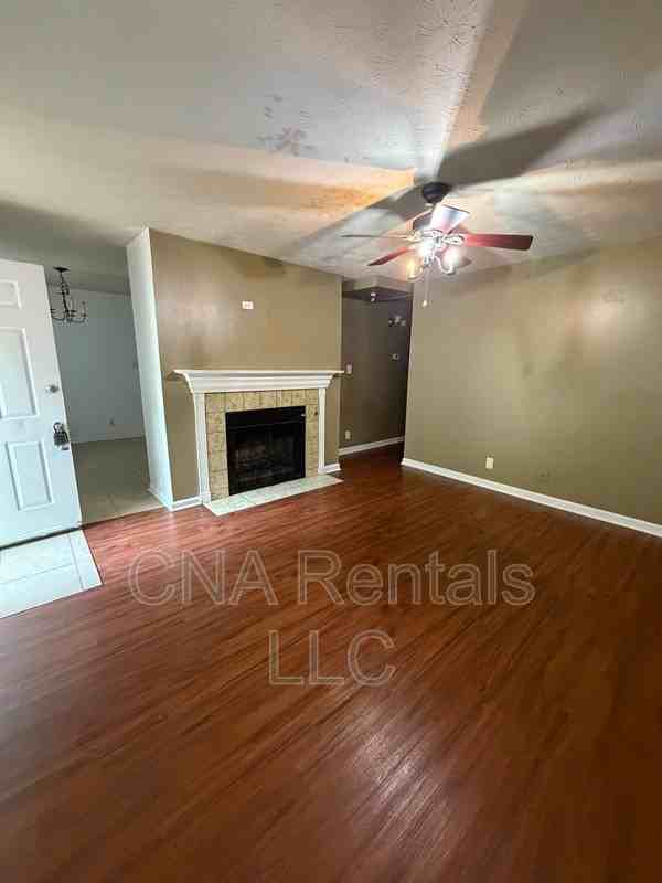 901 Westland Dr Sw - Photo 3 of 12