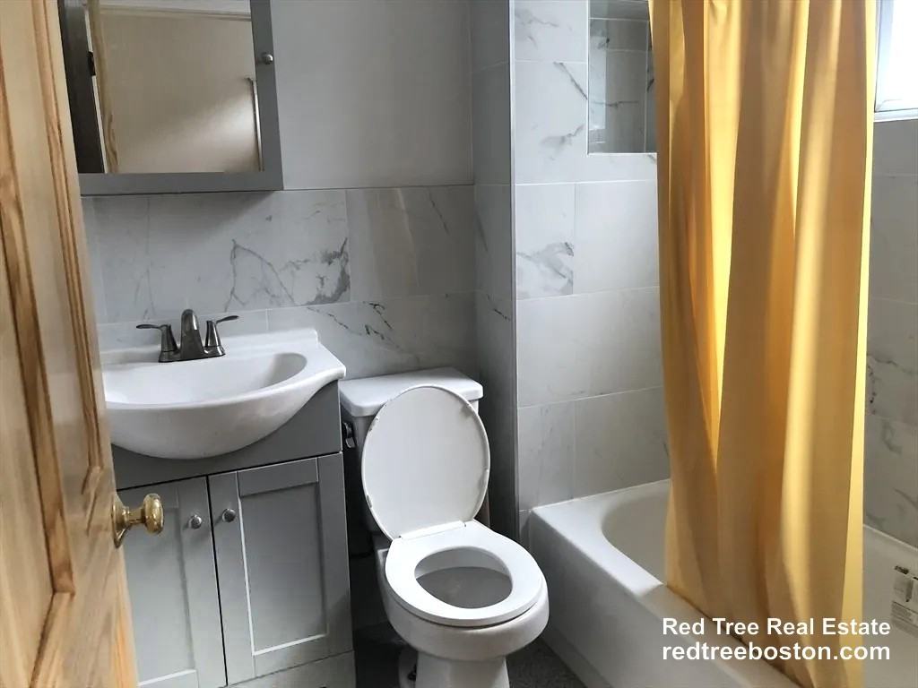 16 Copenger St #2 - Photo 5 of 13