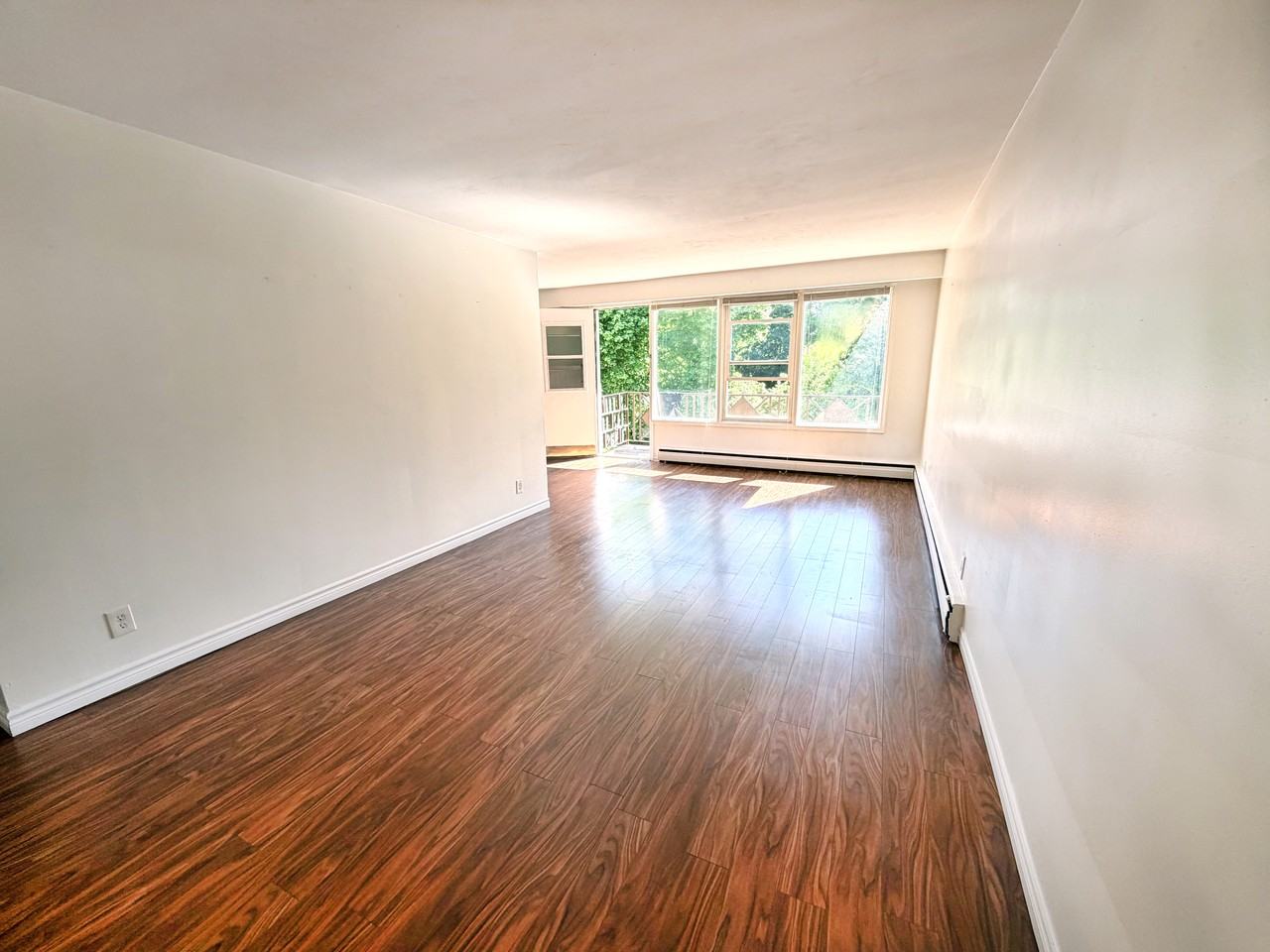 107 Wellington Street - Photo 2 of 10