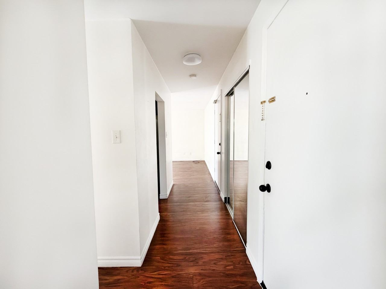 107 Wellington Street - Photo 6 of 10