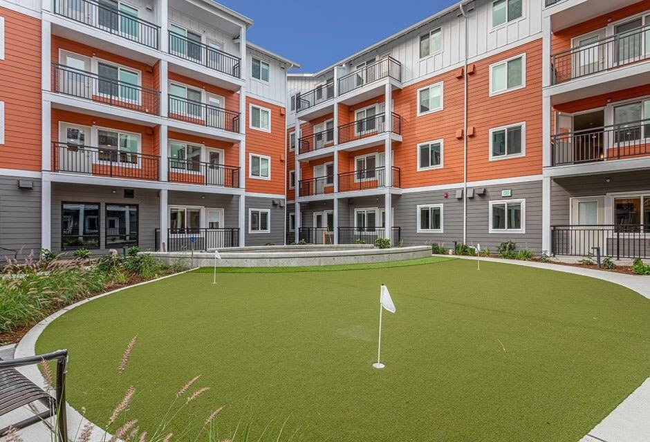 Cedar Pointe - Photo 3 of 26
