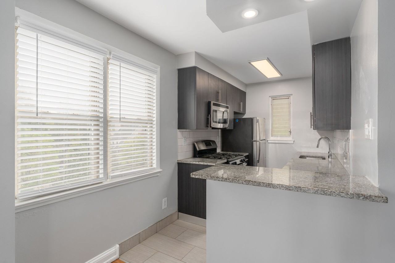 Montgomery Court - Photo 2 of 22