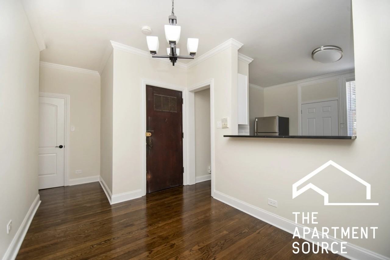 314 Lee St #1 - Photo 3 of 14