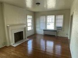 featured image of 403 N 4th St