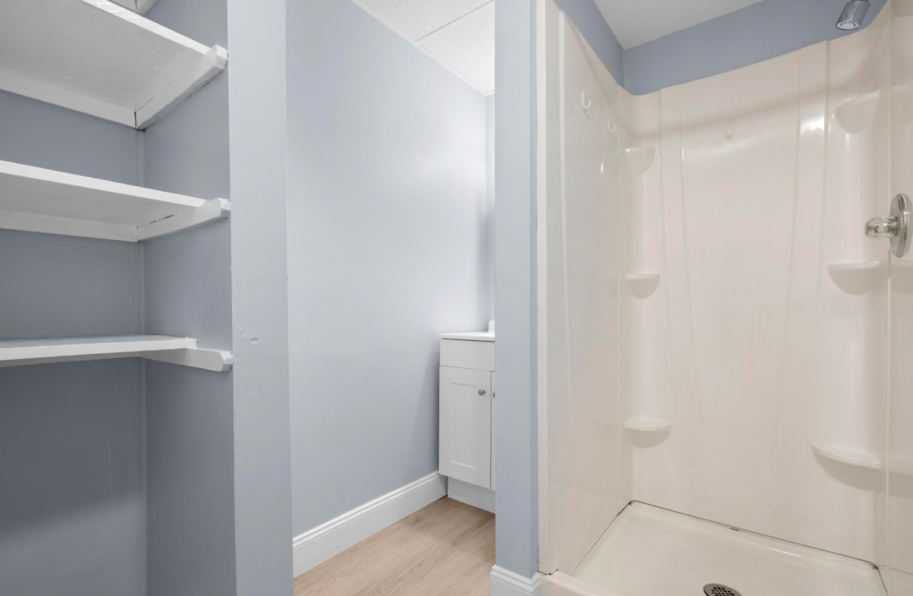 61 Revere St - Photo 7 of 14