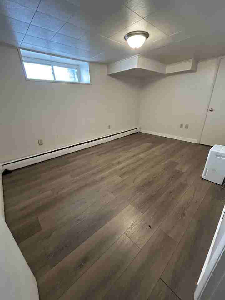 802 Bridge St - Photo 7 of 14