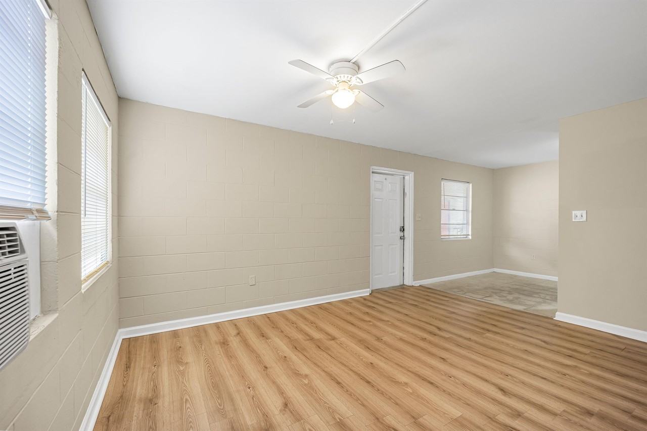 3519 East 1st Court - Photo 5 of 26