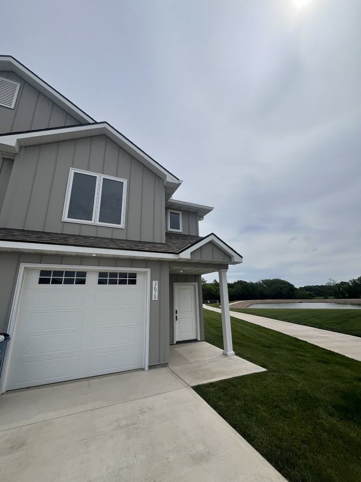 367 SE 70 Rd - Photo 2 of 27