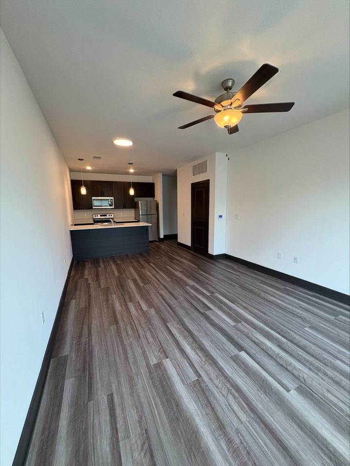 GreenBerry - Photo 6 of 14
