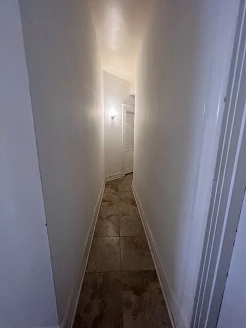 1I: Waterman Apartments - Photo 4 of 50