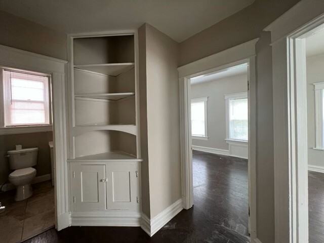1I: Waterman Apartments - Photo 6 of 50