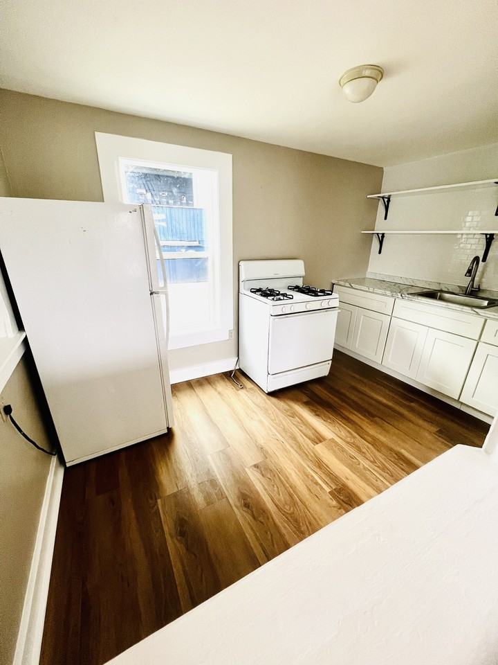 111 South Grandview Avenue - Photo 2 of 6