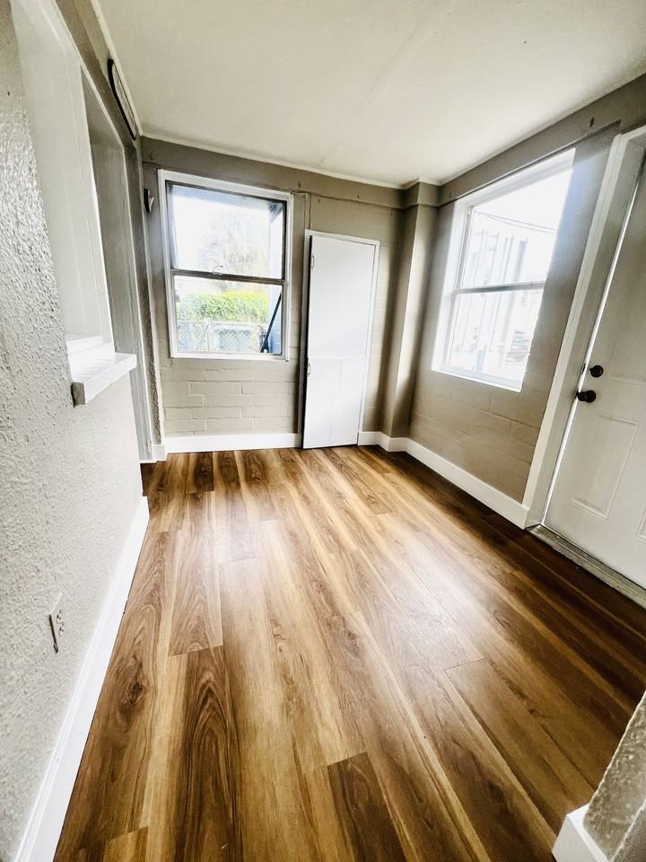 111 South Grandview Avenue - Photo 3 of 6