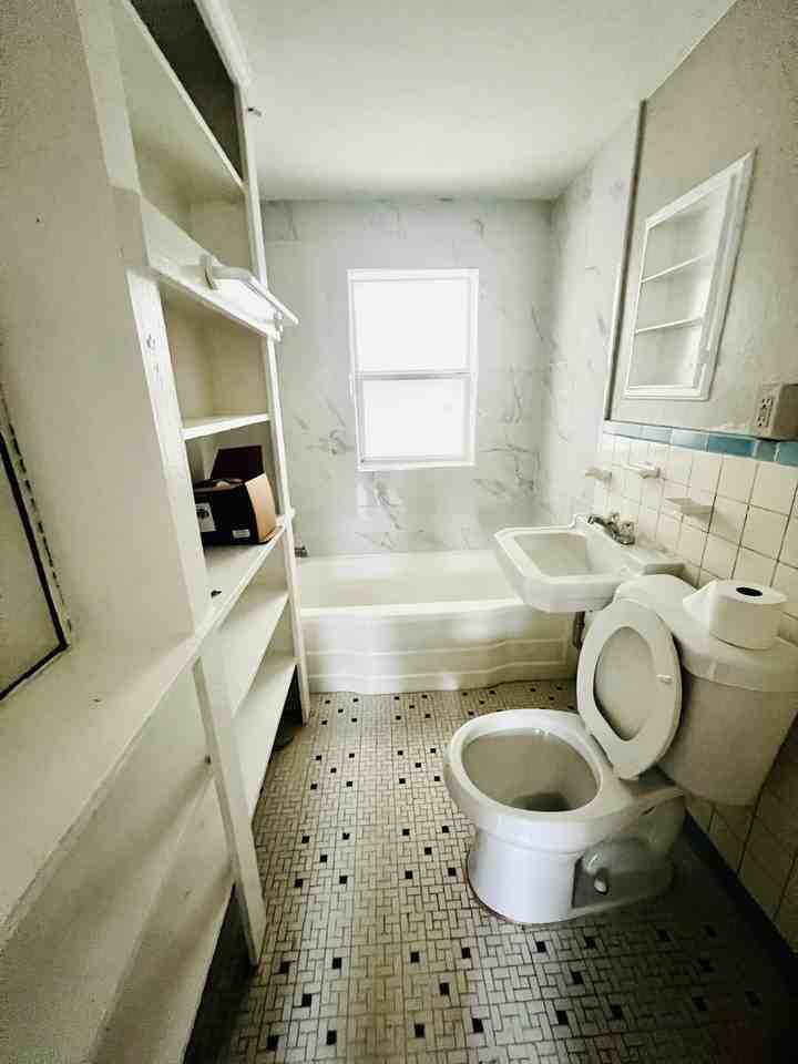 111 South Grandview Avenue - Photo 5 of 6