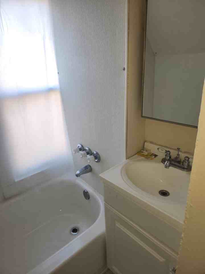1361 Woodland - Photo 3 of 8
