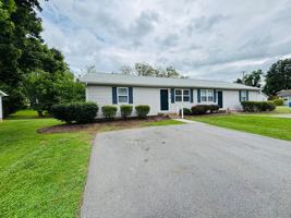 featured image of 400 Harmon Cir Se