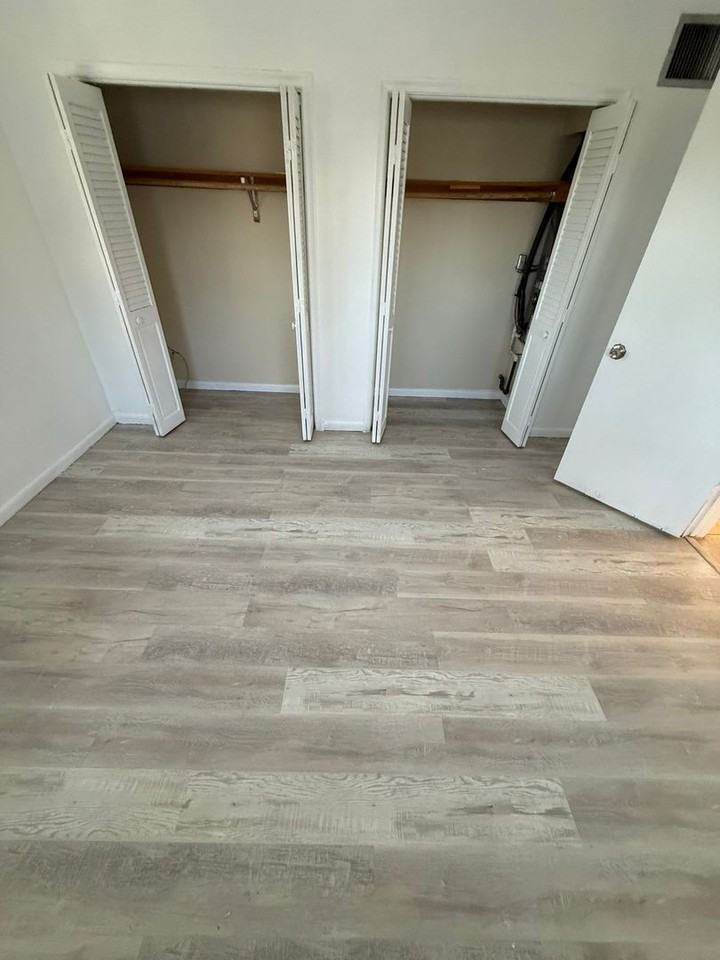 2525 PIERCE ST - Photo 5 of 31