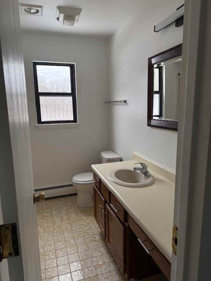 Collegeview Apartments - Photo 6 of 10