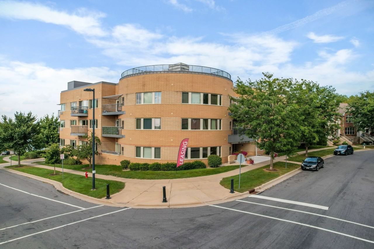 North Star Apartments - Photo 7 of 18