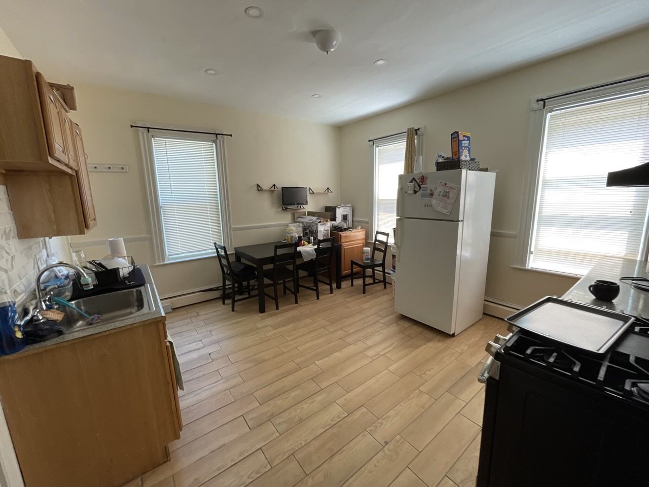 16 Mount Calvary Rd #1 - Photo 2 of 5