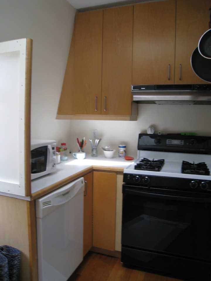 37 Langdon St #5 - Photo 5 of 8