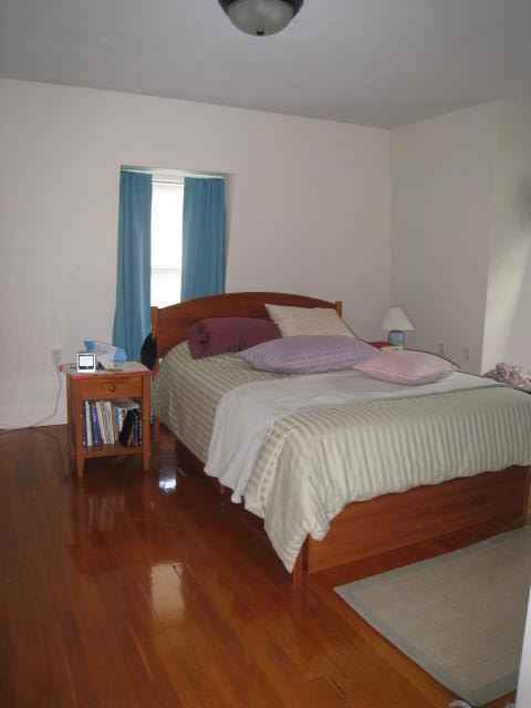 37 Langdon St #5 - Photo 6 of 8