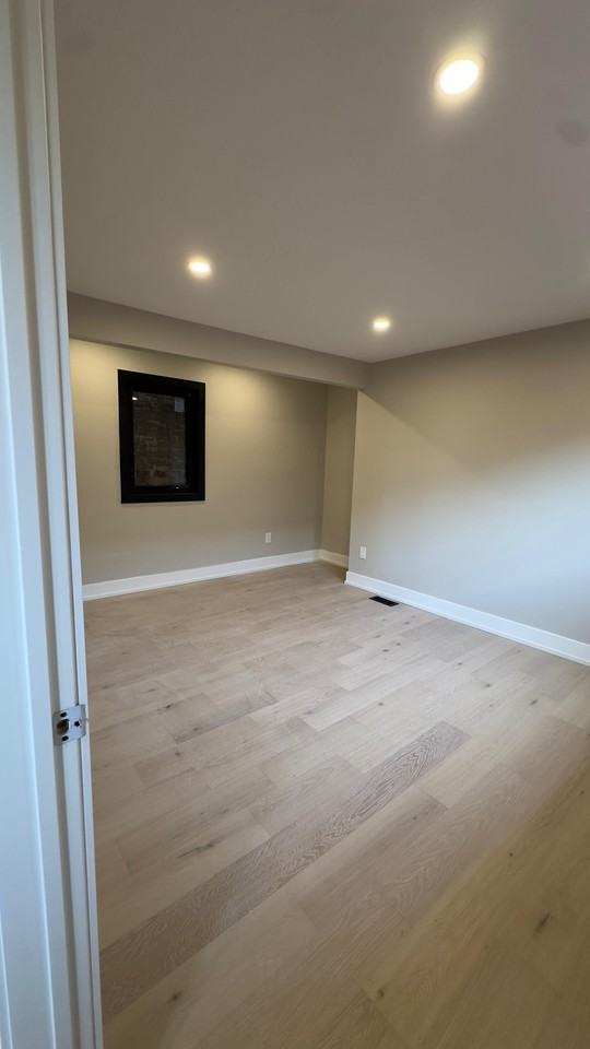 500 Salem Avenue North #202 - Photo 4 of 7