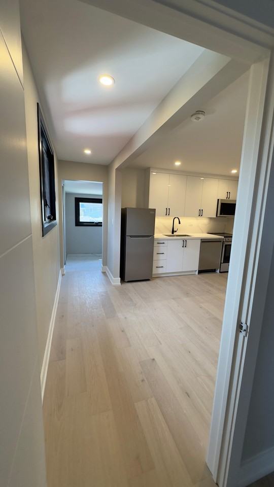 500 Salem Avenue North #202 - Photo 2 of 7