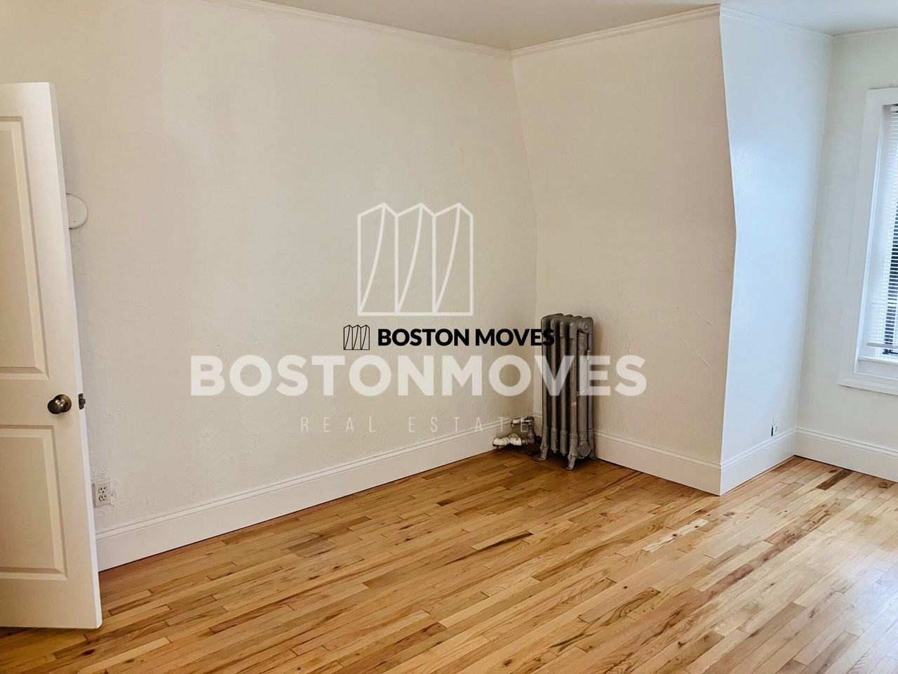 Westland Ave. & Hemenway Street #806 - Photo 5 of 16