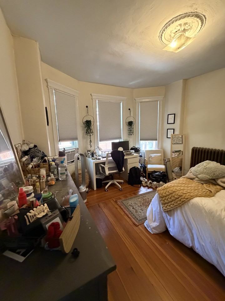 36 Myrtle St #6 - Photo 2 of 12