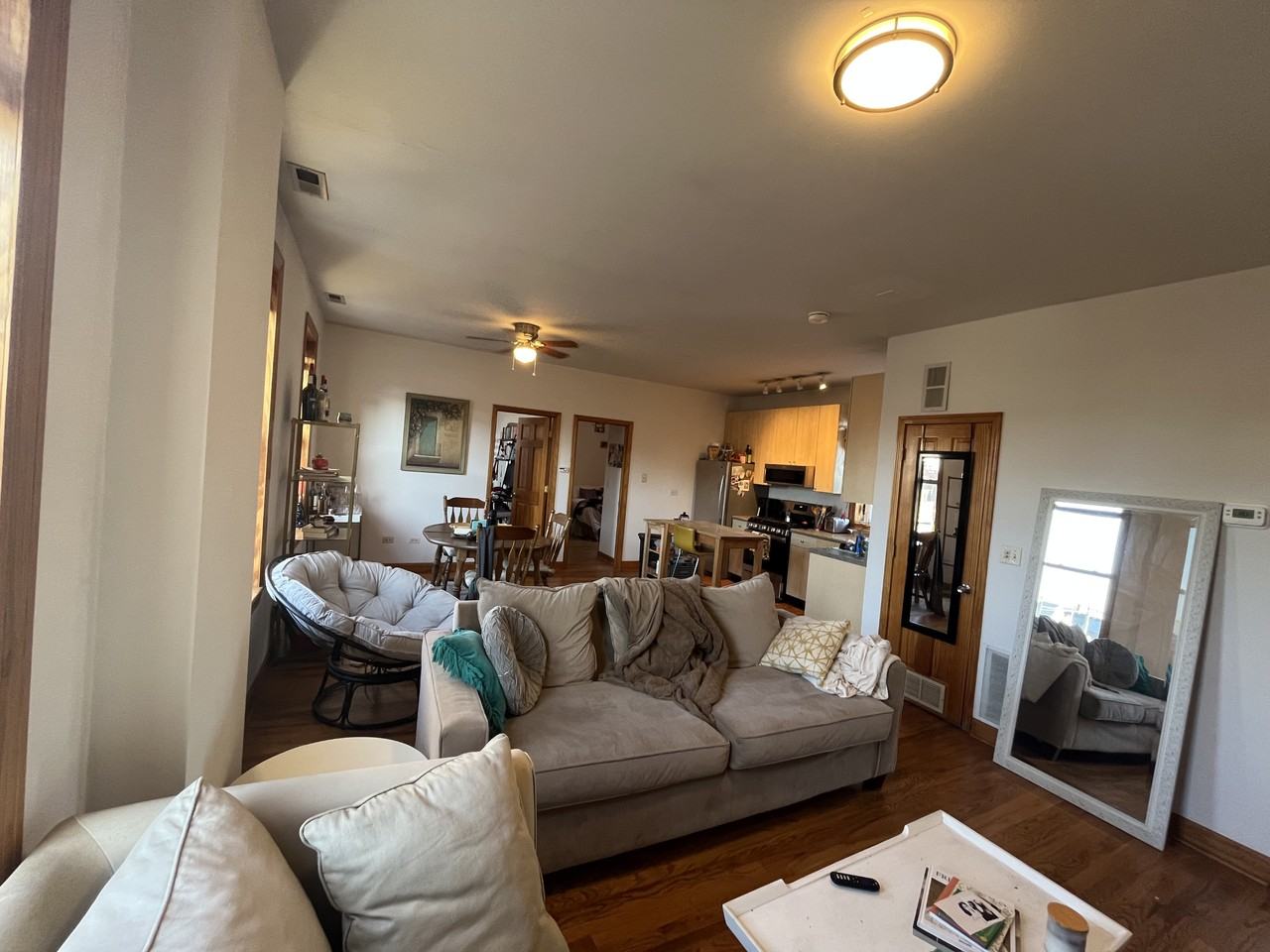 1363 N Bosworth Ave #5 - Photo 4 of 16